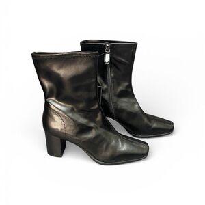 NWT AEROSOLES Miley Bootie